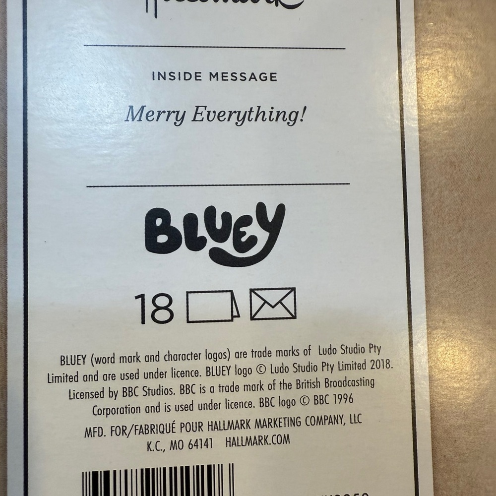 Hallmark Bluey Holiday Card Boxes Bluey Santa 54 Cards Hooray it’s Christmas - Picture 16 of 16
